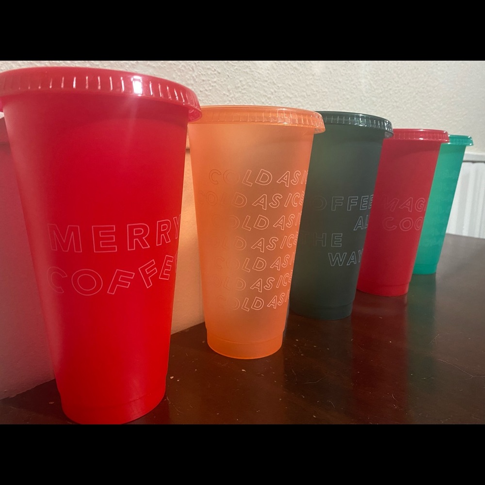 Set of 5 holiday Starbucks cups